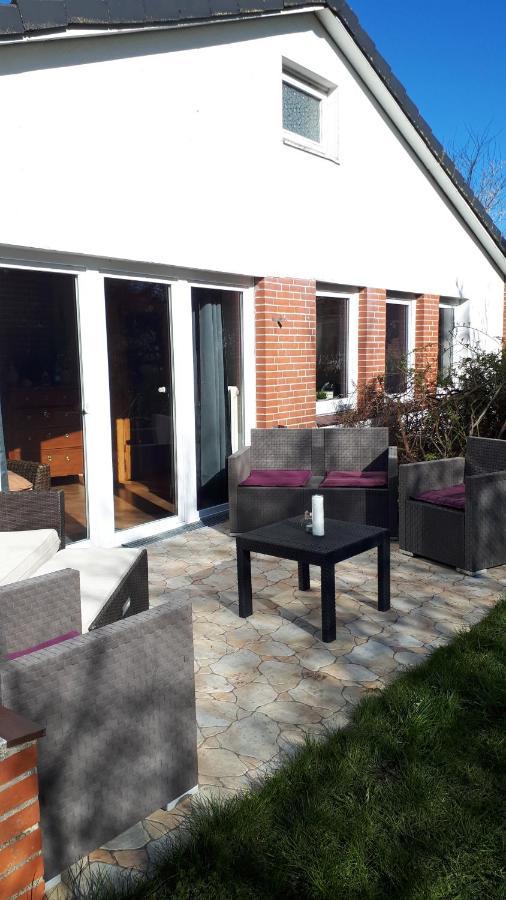 Ferienhaus In Buesumer Deichhausen - Buesum An Der Nordsee Fuer Bis Zu 9 Personen Zewnętrze zdjęcie